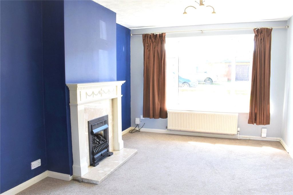 Property photo 2 of 13 Picture No. 12