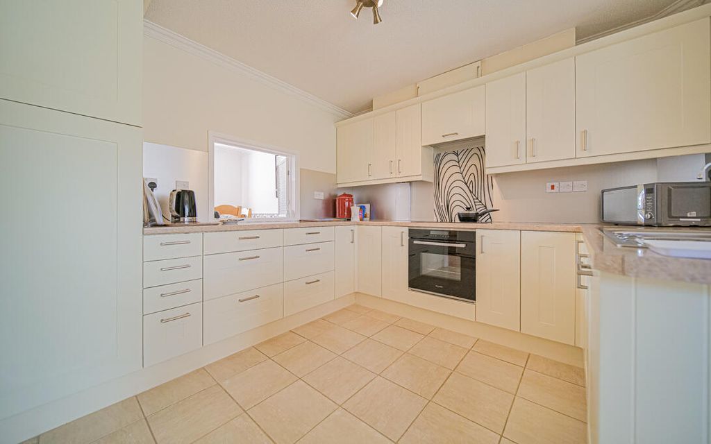 Property photo 3 of 27 P1070511.Jpg