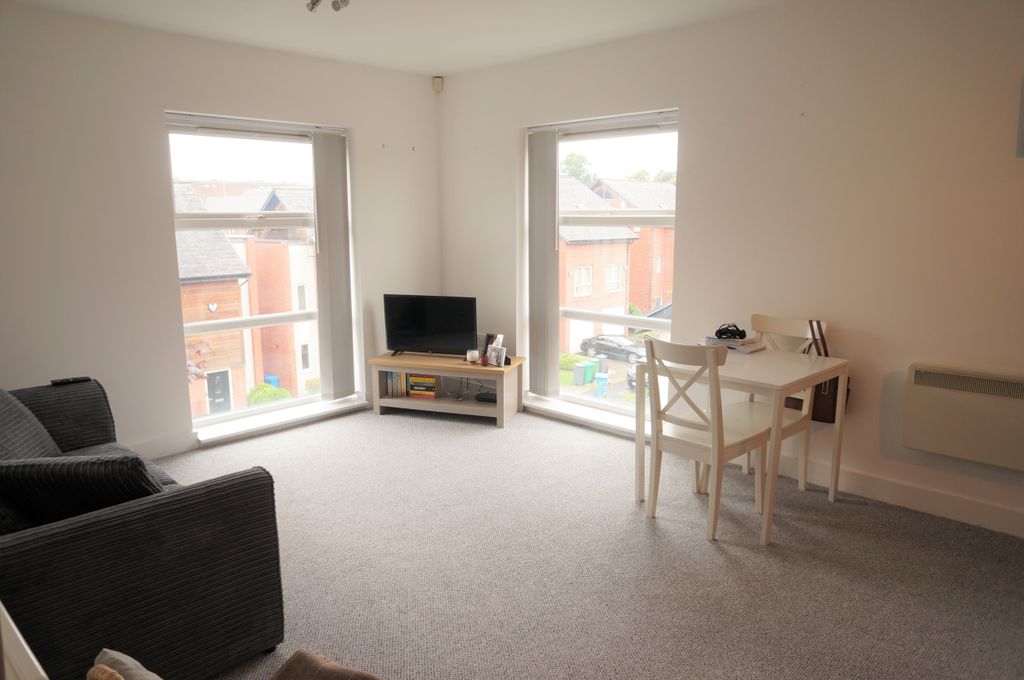 Property photo 2 of 6