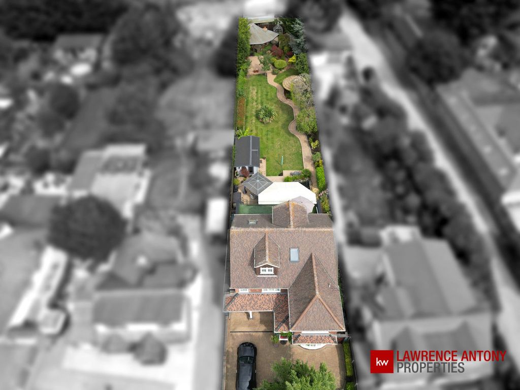 Property photo 1 of 50