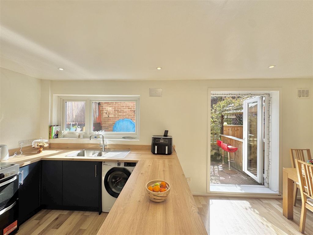 Property photo 2 of 32 Img_1969.Jpg