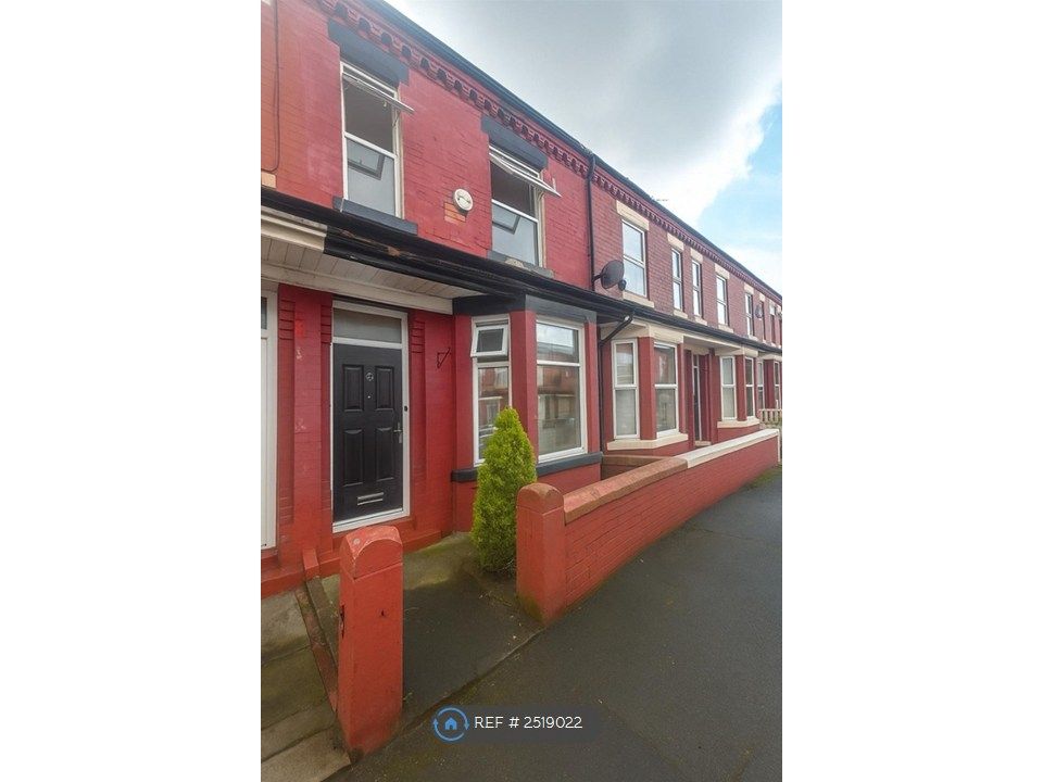 Property photo 1 of 1