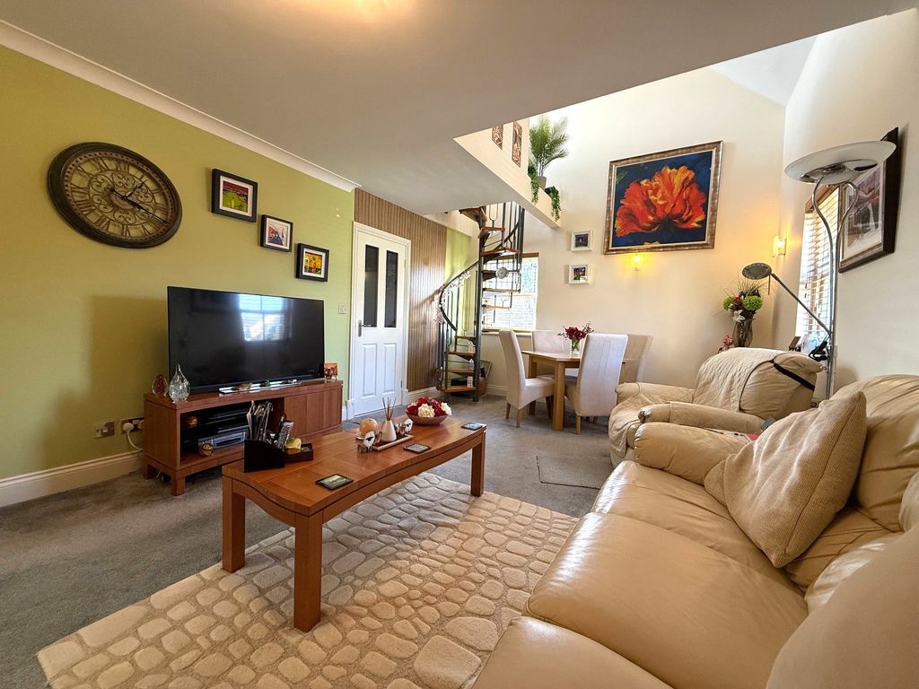 Additional image 4 of 3 bed flat for saleWaldridge Hall Court, Waldridge, Chester Le Street DH2