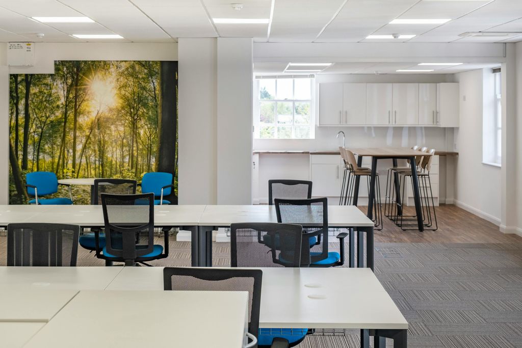 Property photo 2 of 13 Iw070522DL060.Jpg