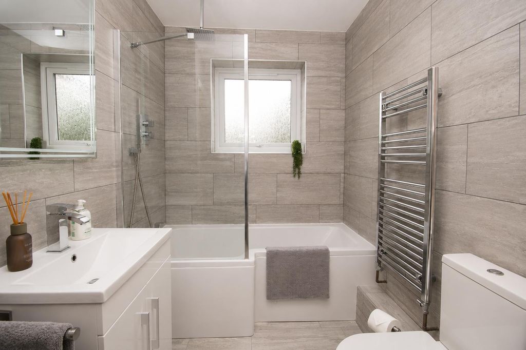 Property photo 3 of 18 93E1F000-B06d-499E-8A88-1B3B6145333B.Png