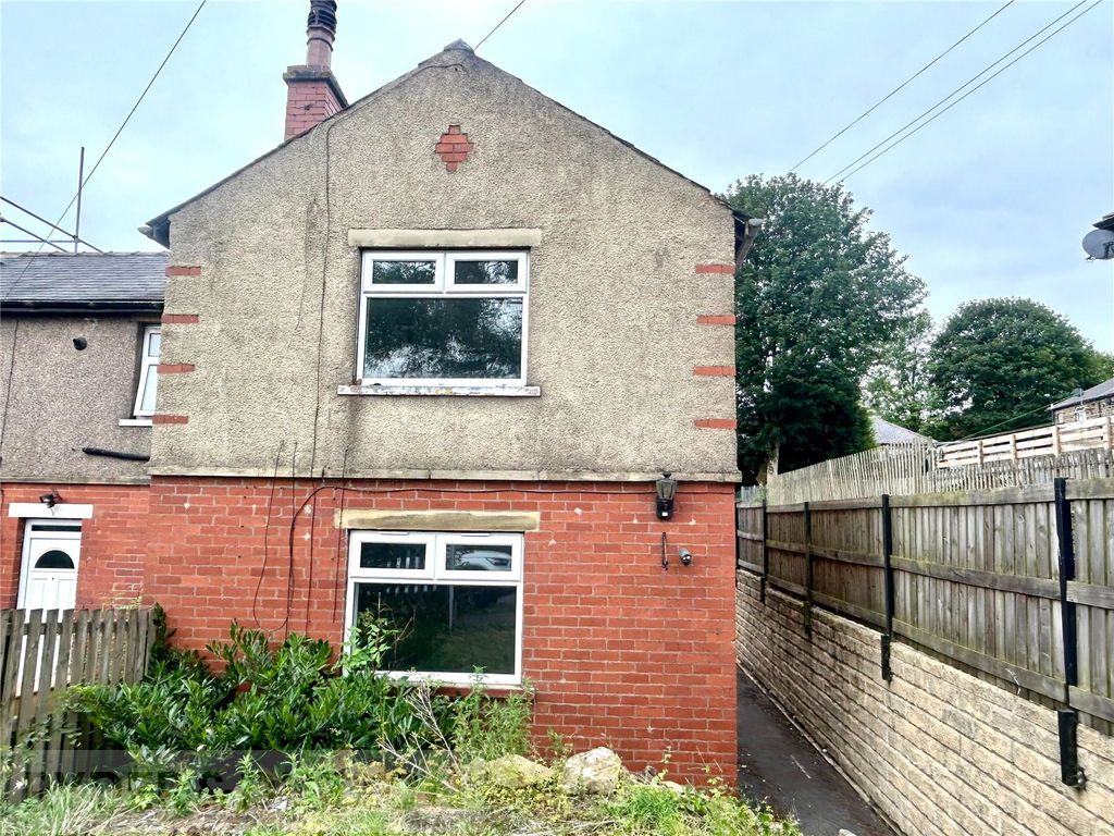 Property photo 1 of 10 External