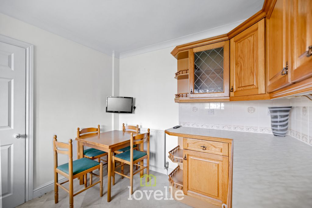 Property photo 3 of 25