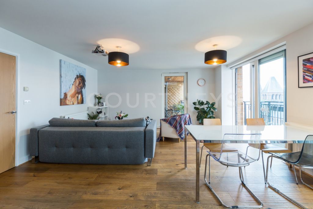 Property photo 1 of 23 Photo 6