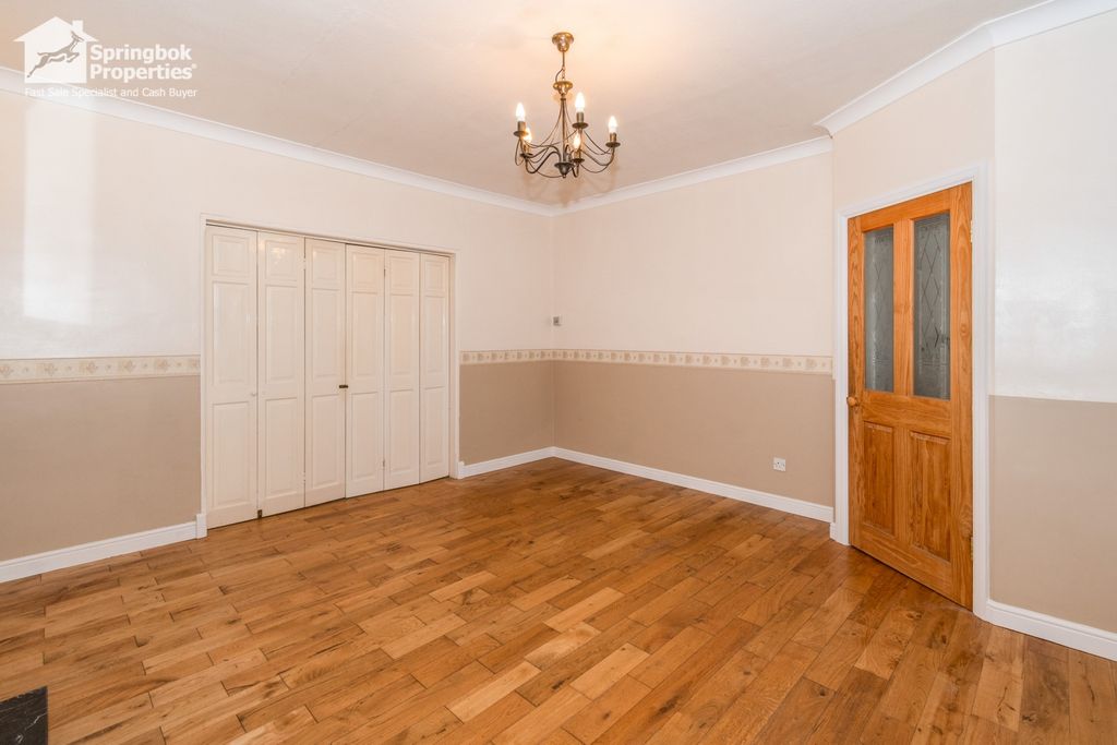 Property photo 2 of 17 1