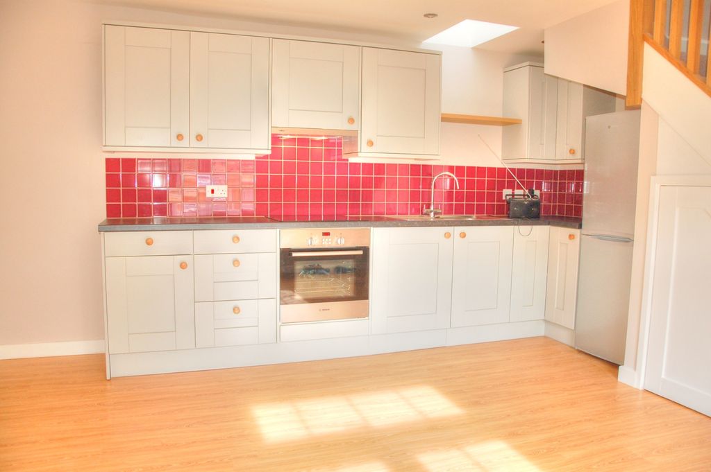 Property photo 3 of 6 Picture No. 13