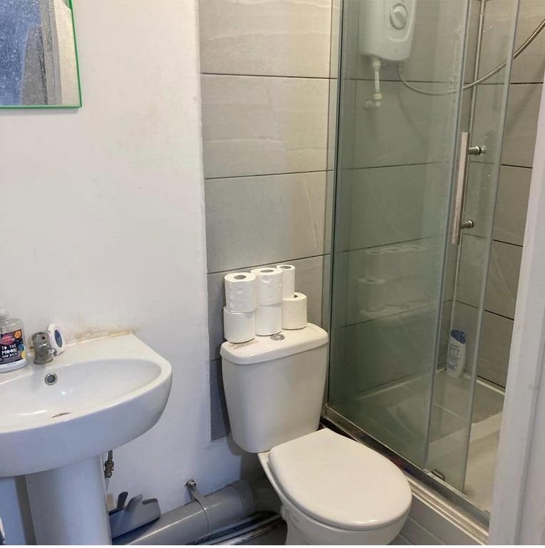 Property photo 3 of 3