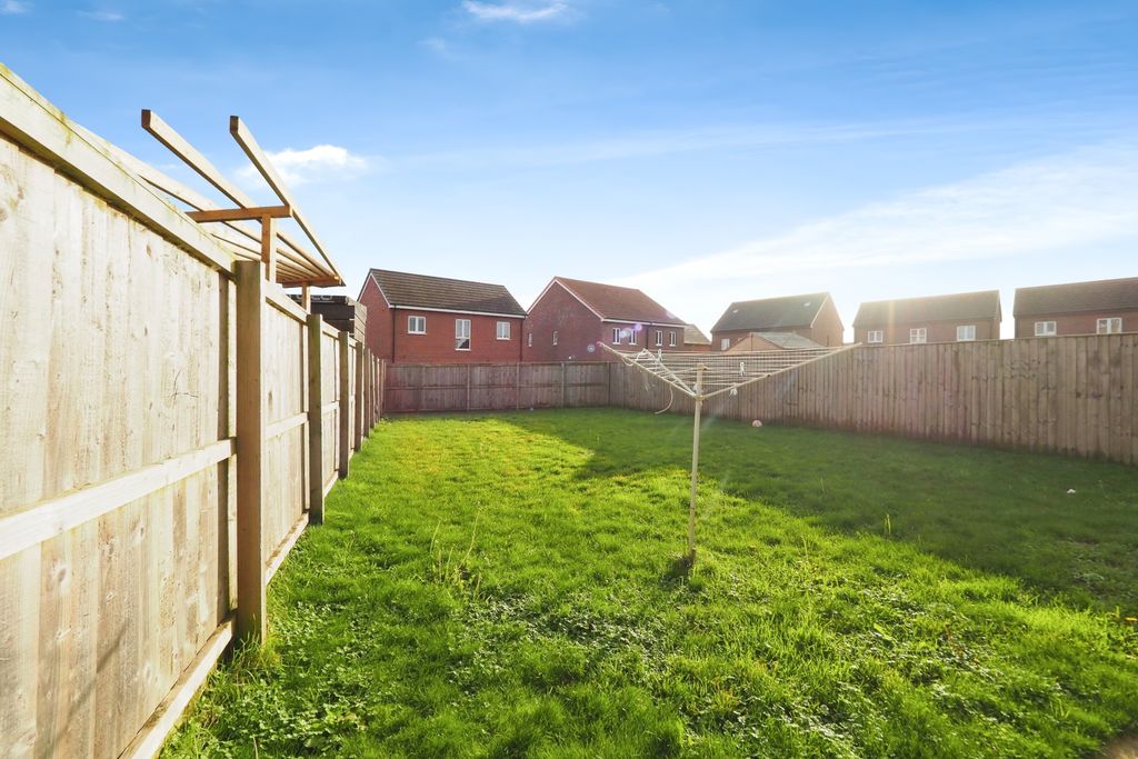 Property photo 2 of 18 Img_4021