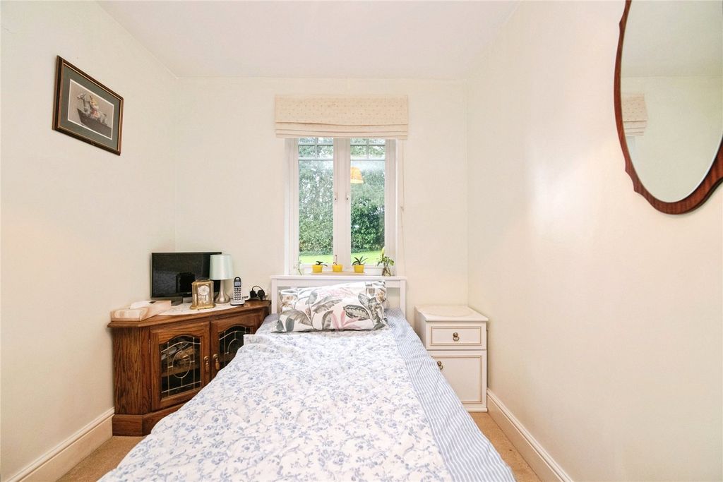 Property photo 3 of 15 Picture No. 16