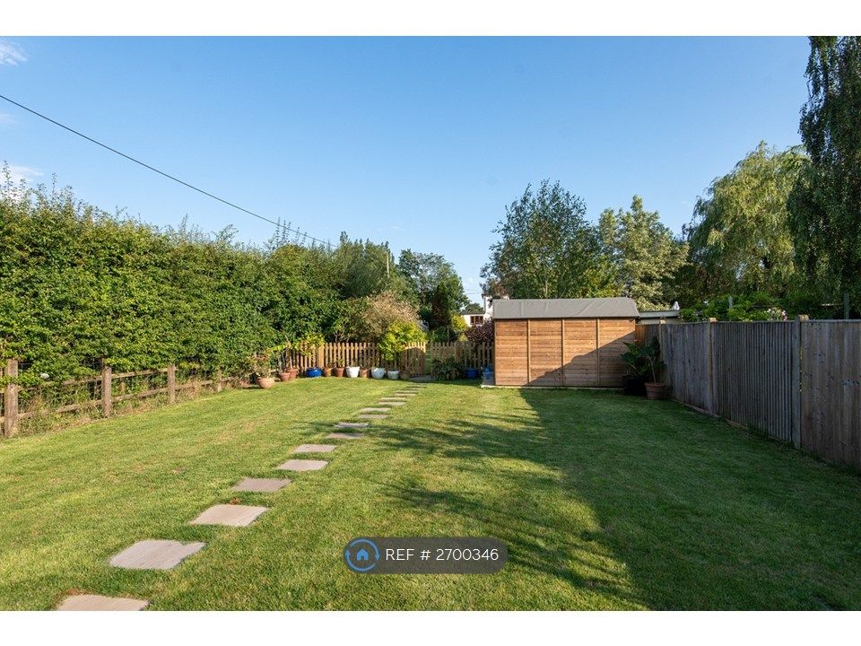 Property photo 2 of 25