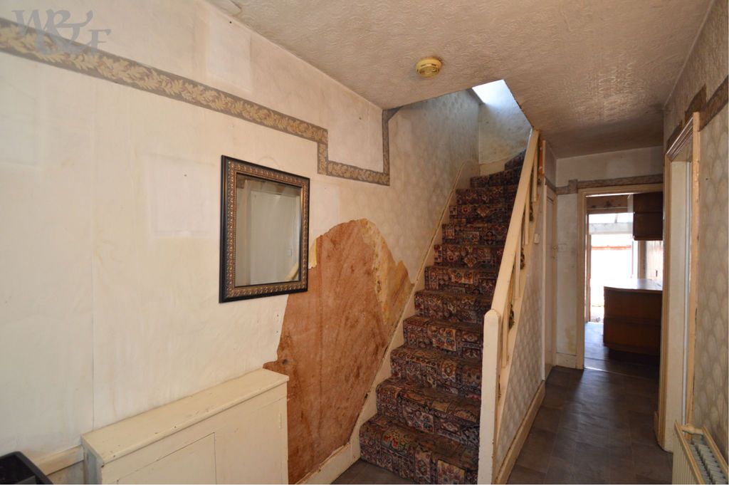Property photo 3 of 26 Photo 8