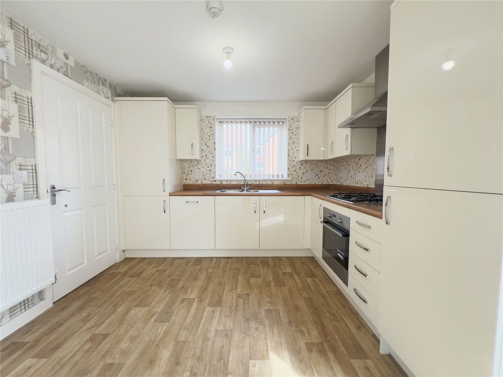 Property photo 3 of 14 Picture No. 14