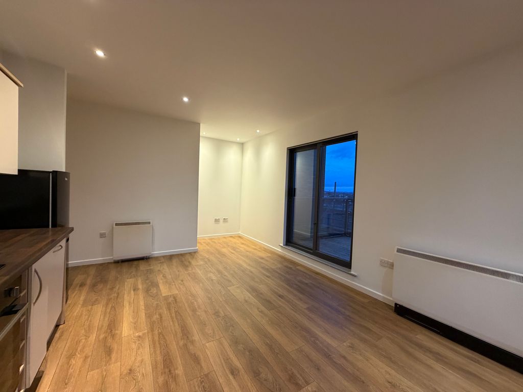 Property photo 3 of 7