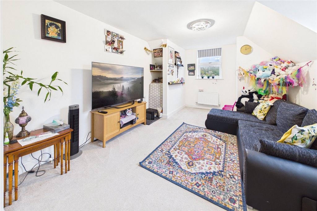 Property photo 3 of 13 Liverpool