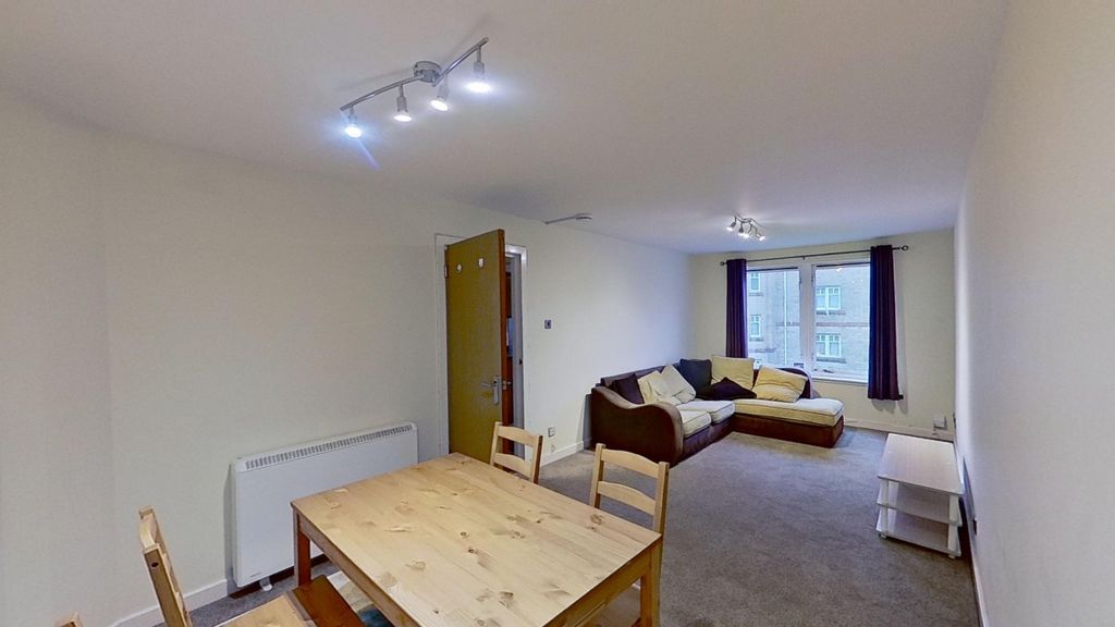 Property photo 2 of 15 Picture No. 01