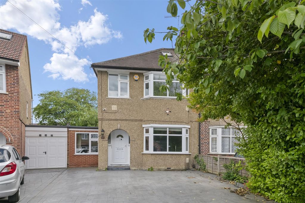 Property photo 1 of 16