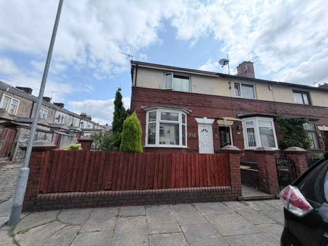 Property photo 1 of 13