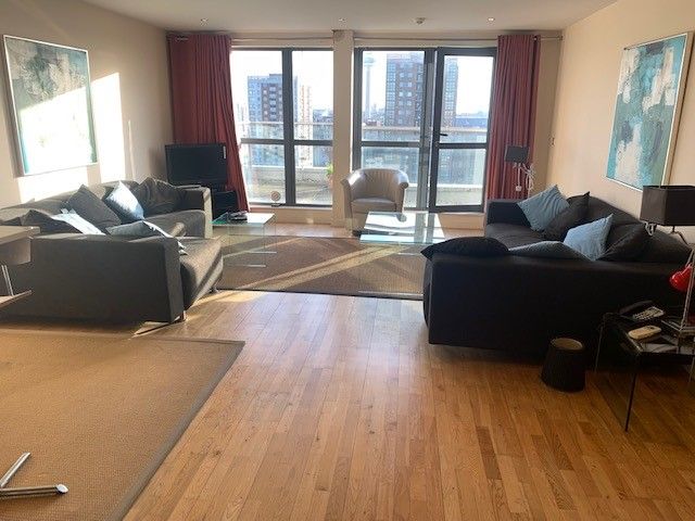 Property photo 3 of 12