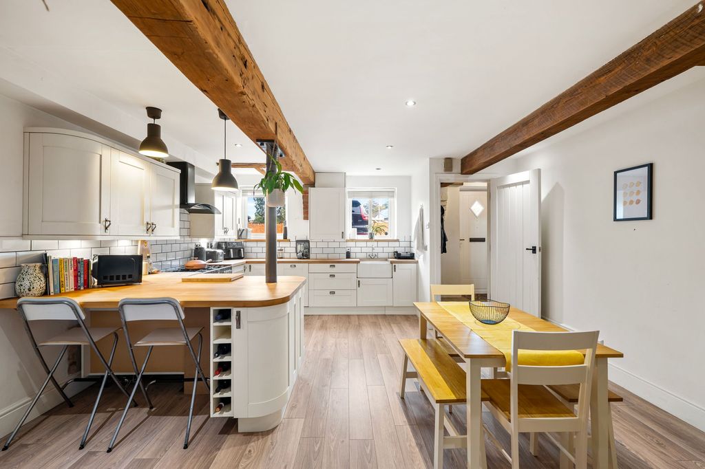 Property photo 3 of 19 Kitchen/Dining Room
