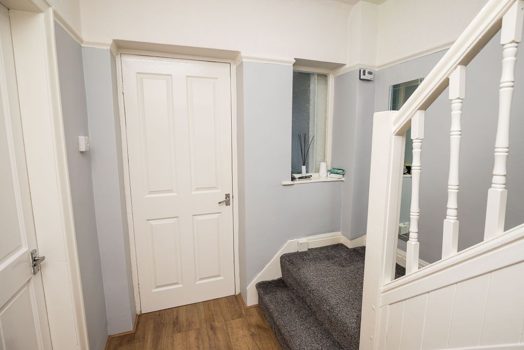 Property photo 2 of 14 Img_8187