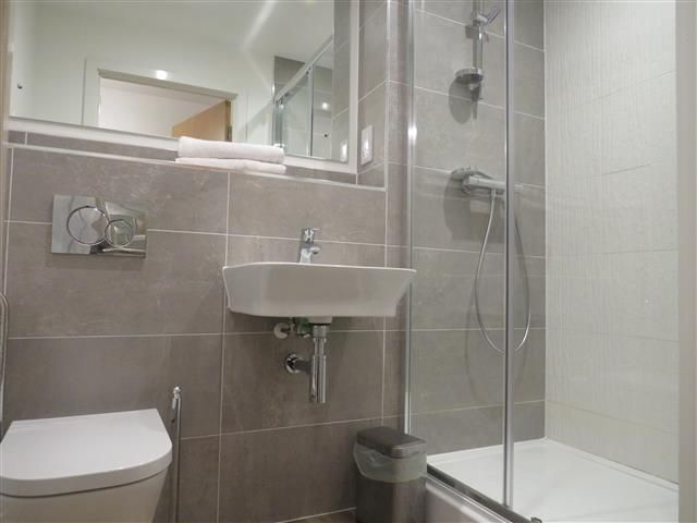 Property photo 2 of 6 Bathroom