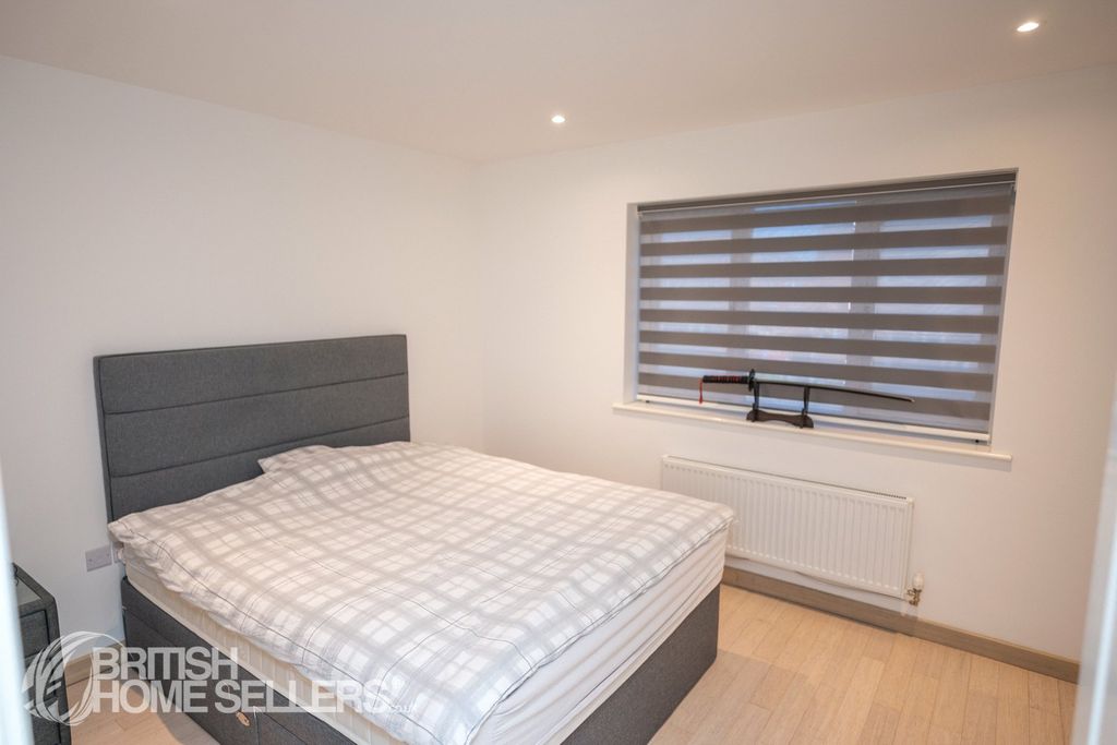Property photo 3 of 12 Picture No. 07
