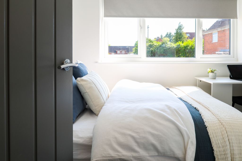 Property photo 3 of 22 Bedroom 6-4-2