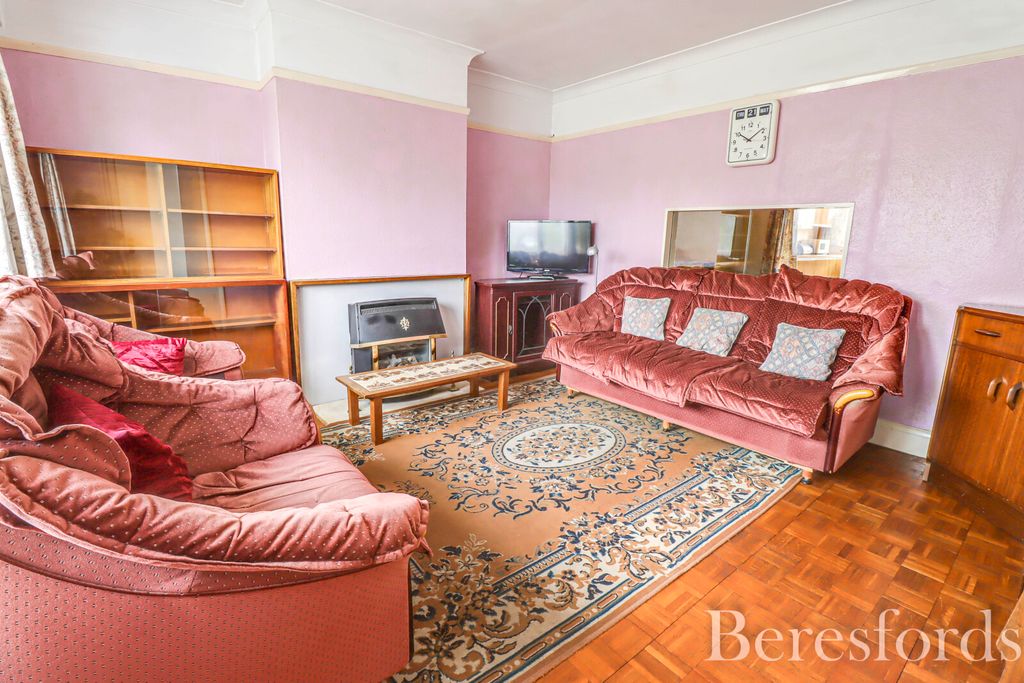 Property photo 3 of 25 Picture No. 12