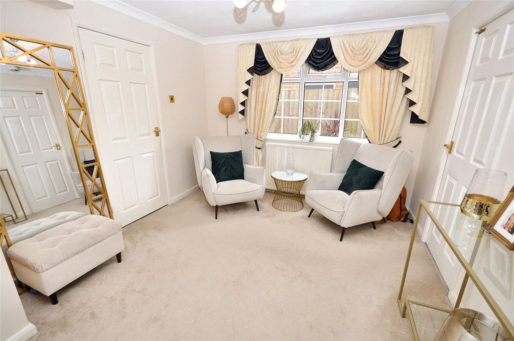 Property photo 3 of 17 Picture No. 03