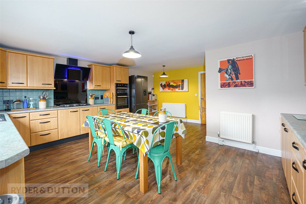 Property photo 3 of 26 Kitchen Diner