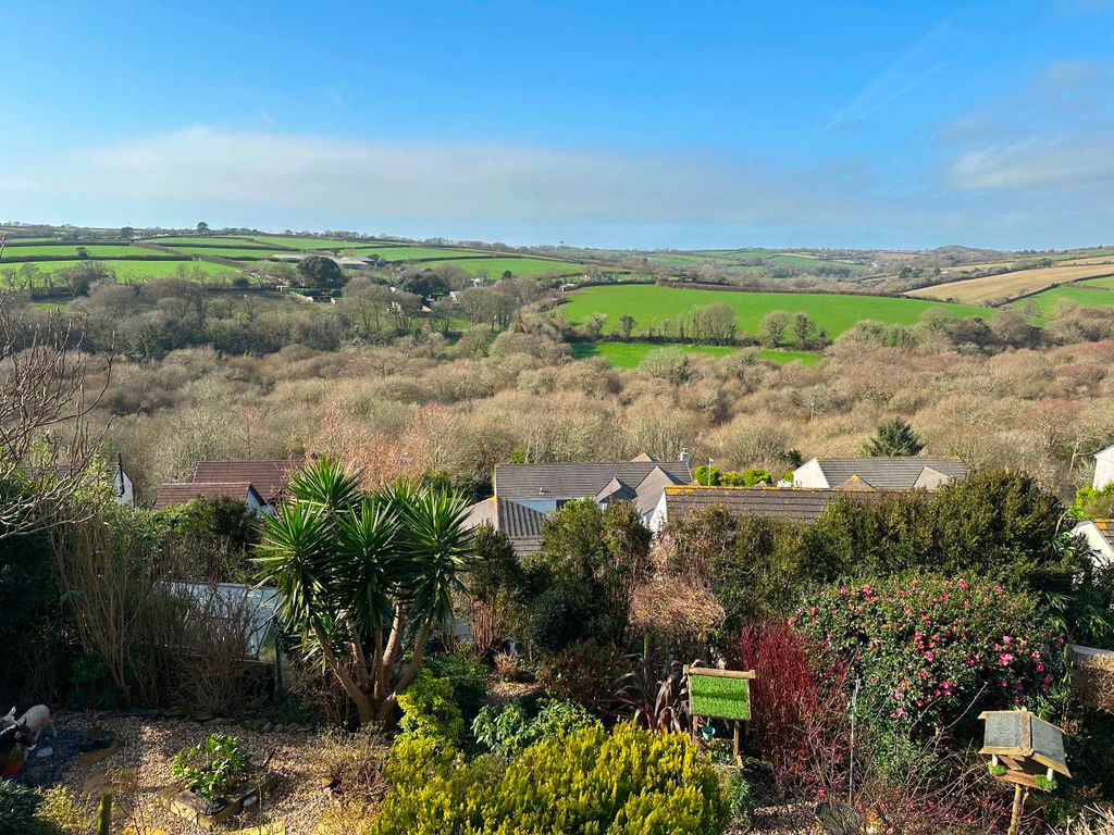 Property photo 1 of 28