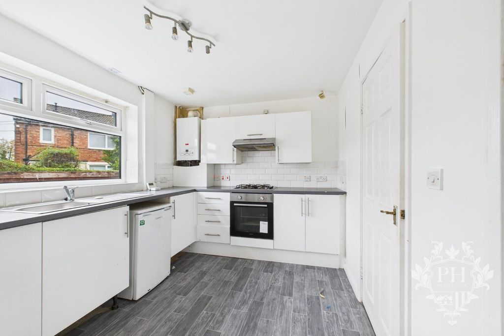 Property photo 3 of 12 Cam02002G0-Pr0222-Still008.Jpg