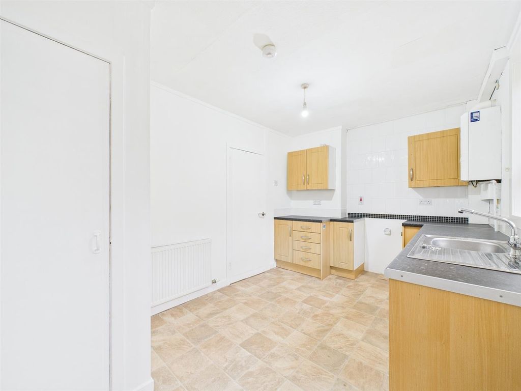 Property photo 3 of 16 Cam01486G0-Pr0964-Still002.Jpg