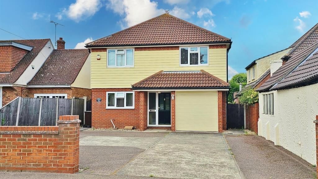 Property photo 1 of 21 Outside - Front