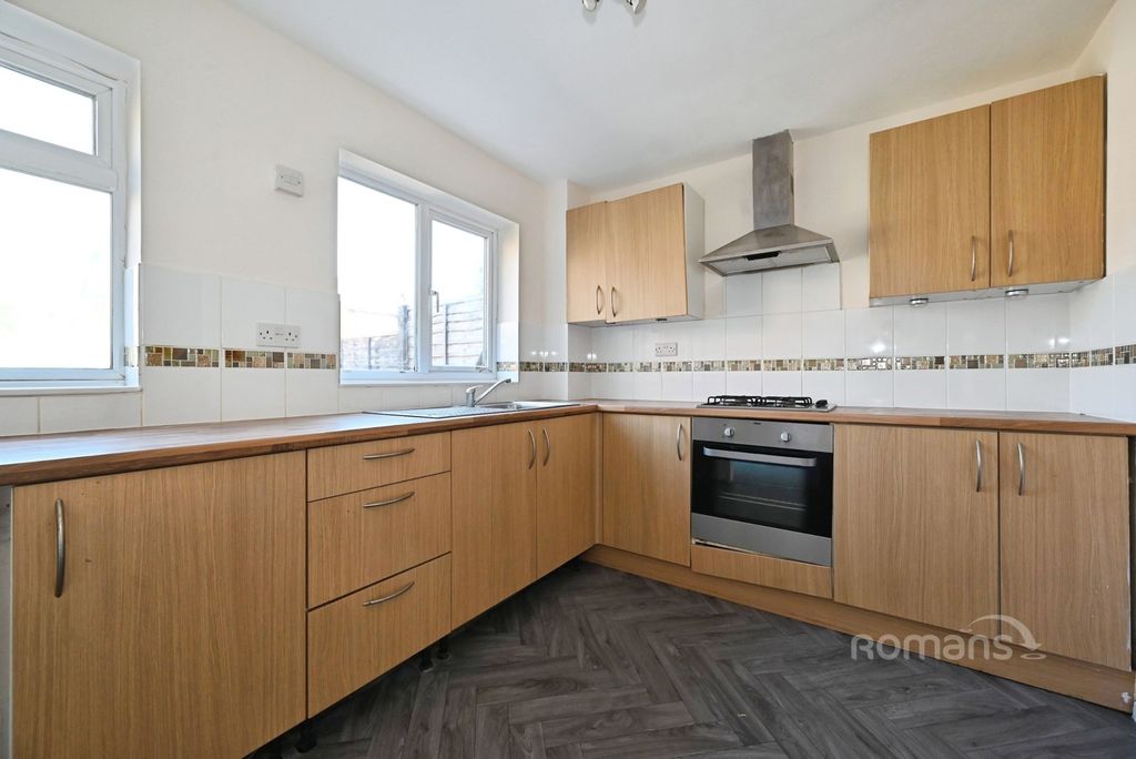Property photo 2 of 18 Pbox-Img.Jpg