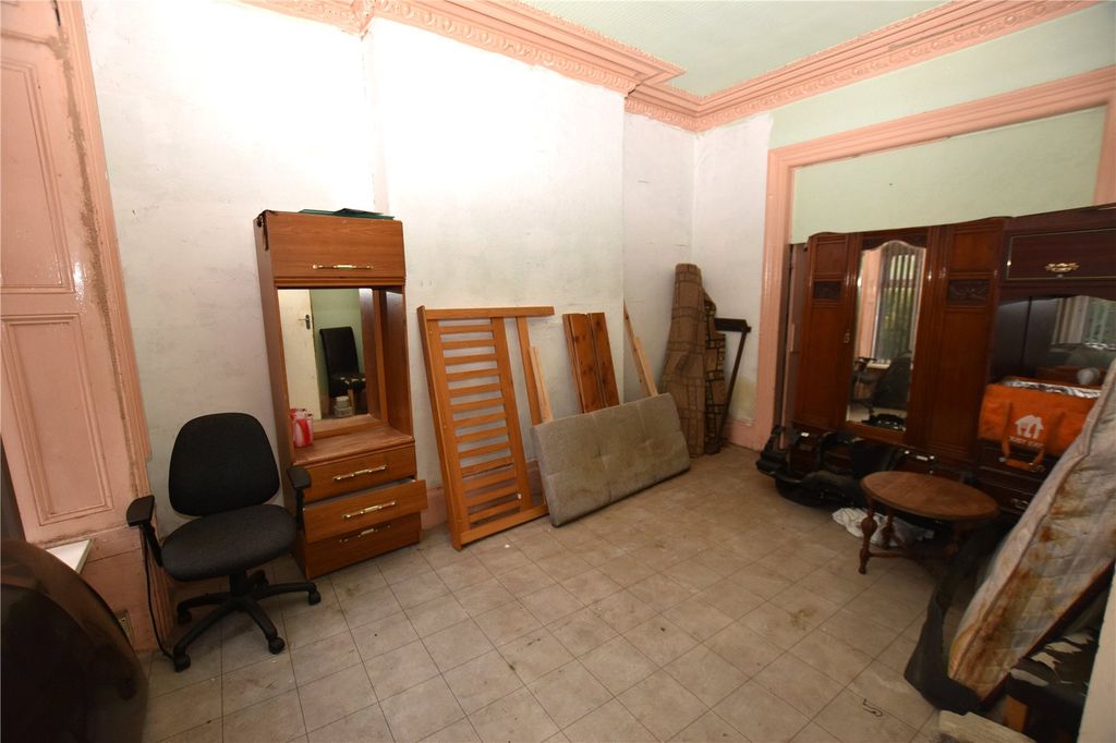 Property photo 3 of 25 Picture No. 04