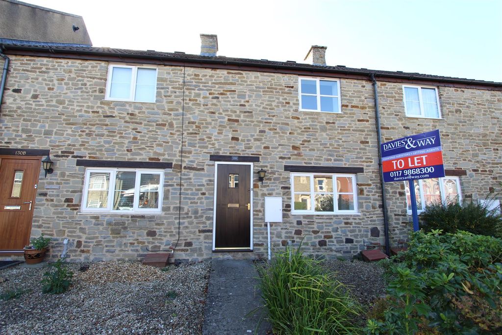 Property photo 1 of 12 External Front.Jpg