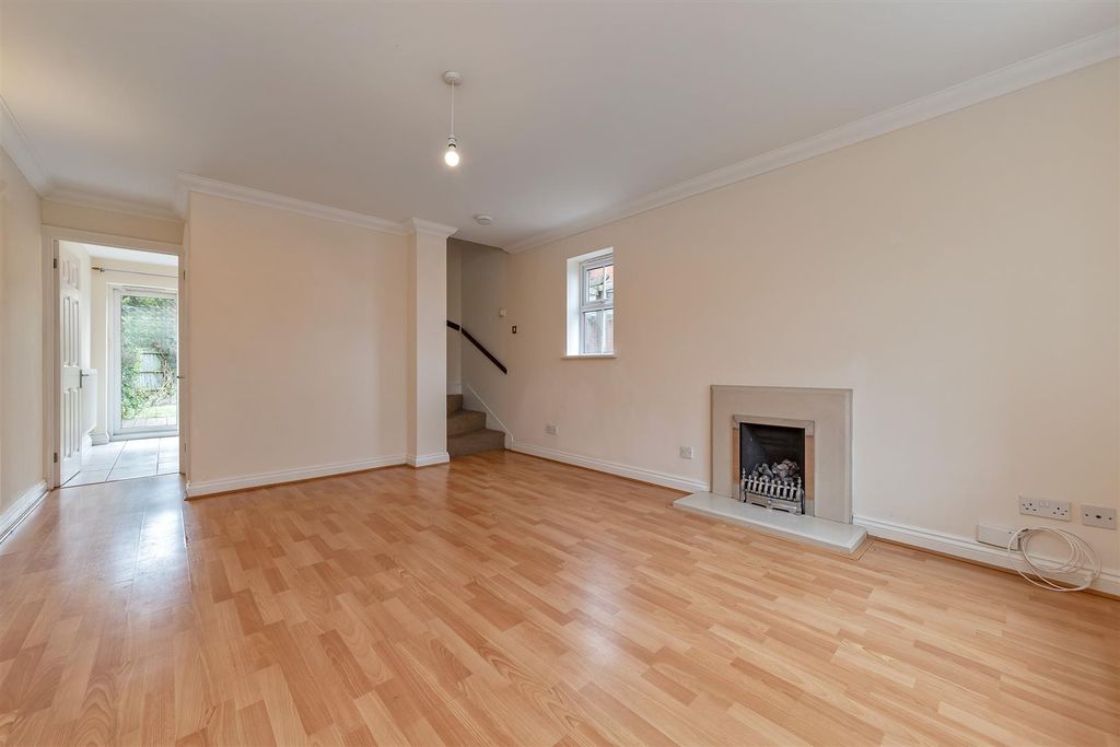 Property photo 3 of 16 17Puddingstonedrive-7.Jpg