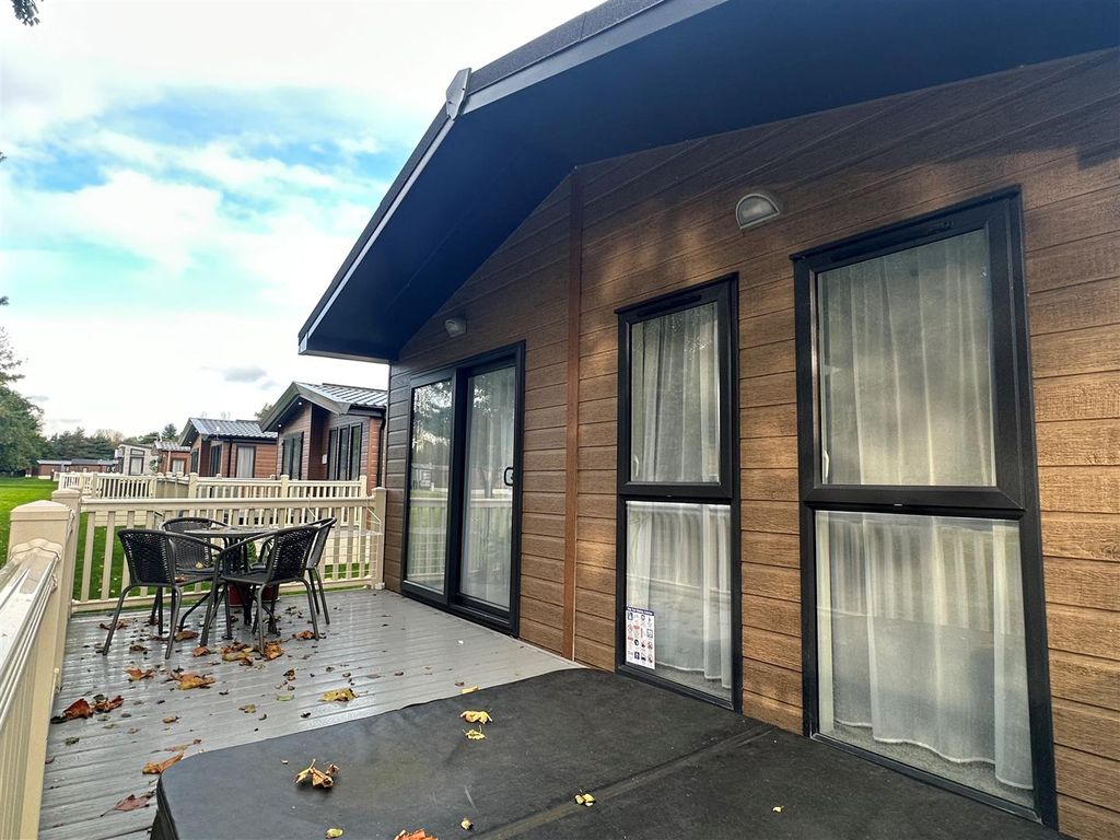 Property photo 1 of 13 2.Jpg