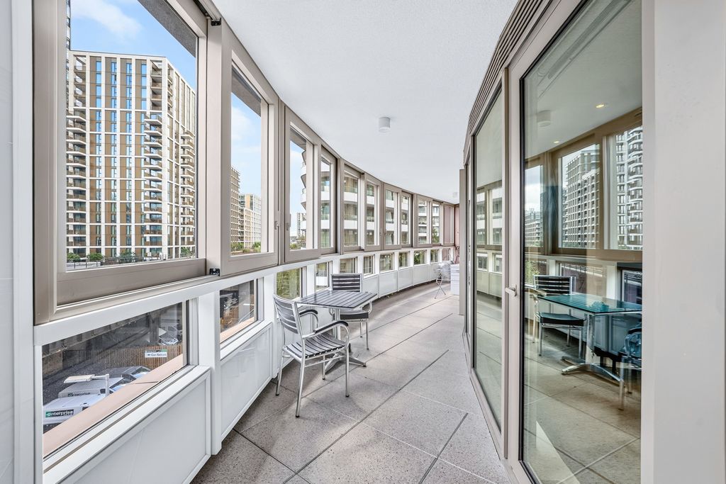 Property photo 2 of 15 Pbox-Img.Jpg