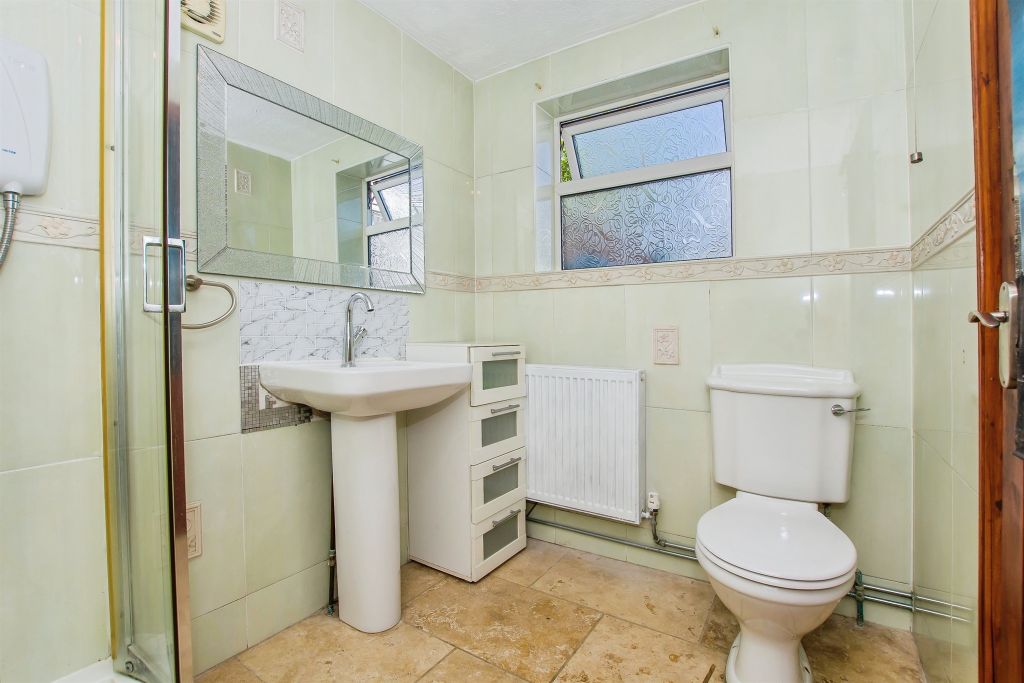 Property photo 3 of 18