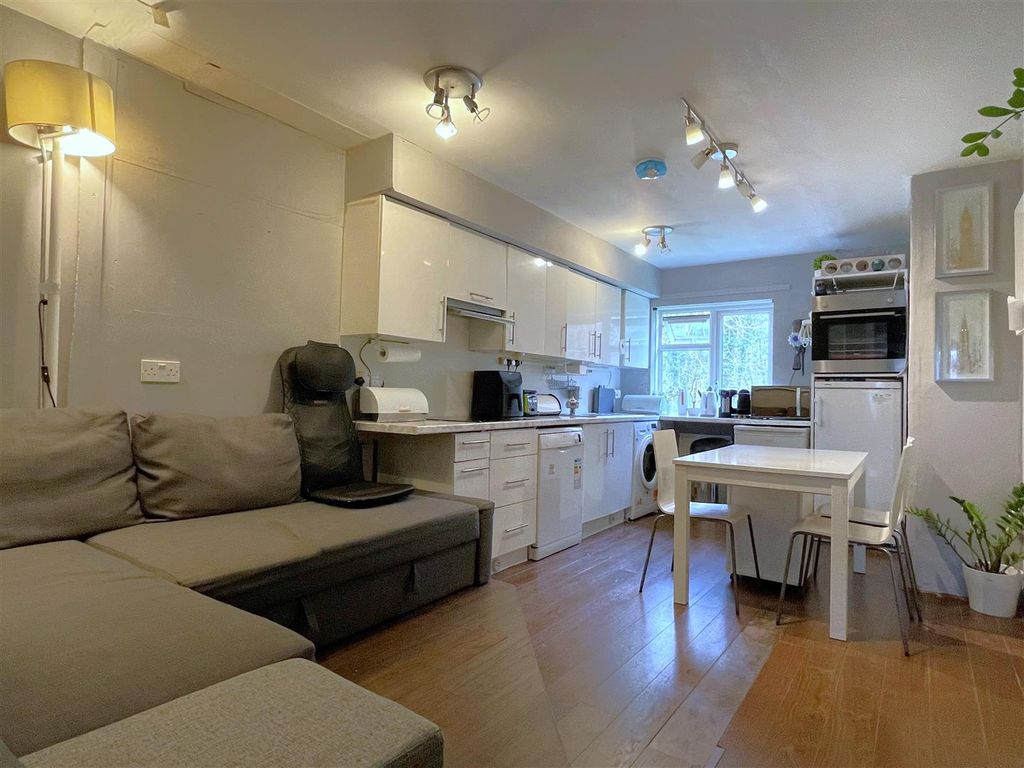 Property photo 2 of 8 Lounge.Overall.Jpg