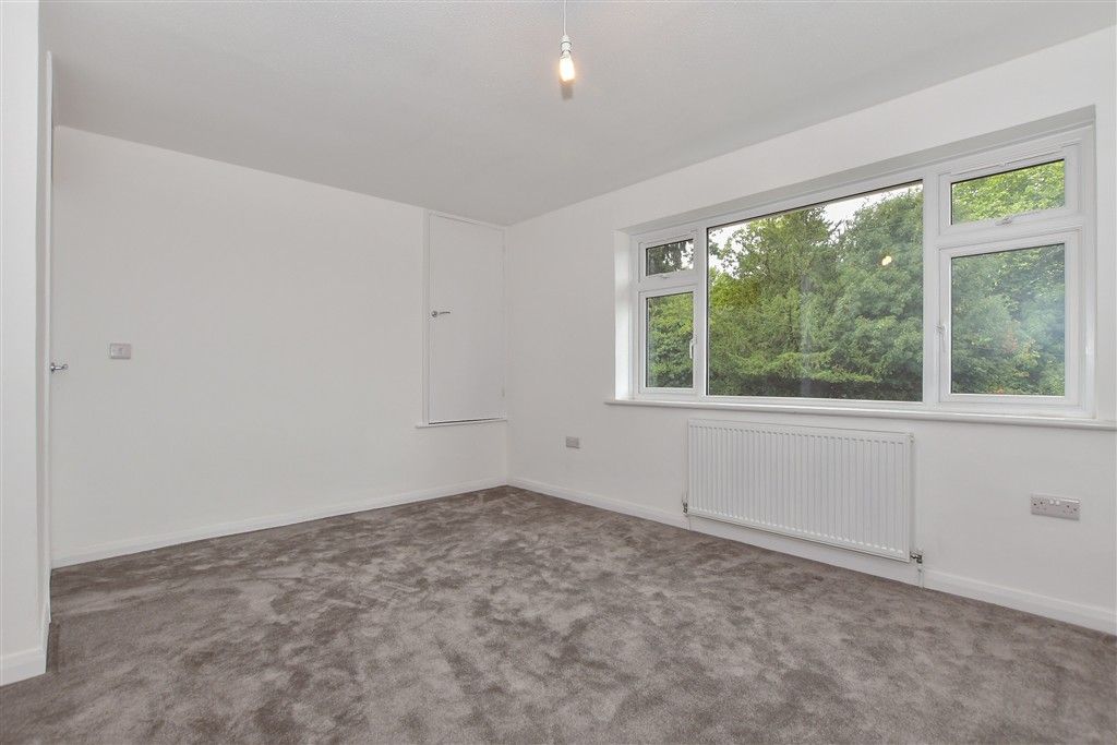 Property photo 1 of 9 Bedroom 1