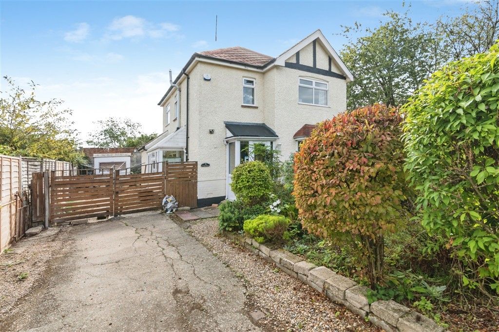 Property photo 1 of 5