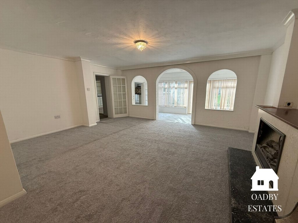 Property photo 2 of 12 Photo 2