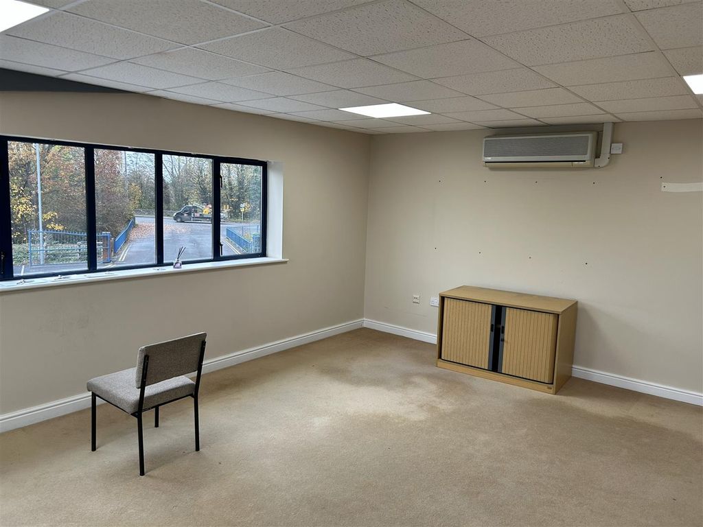 Property photo 2 of 6 15-18 2.Jpeg